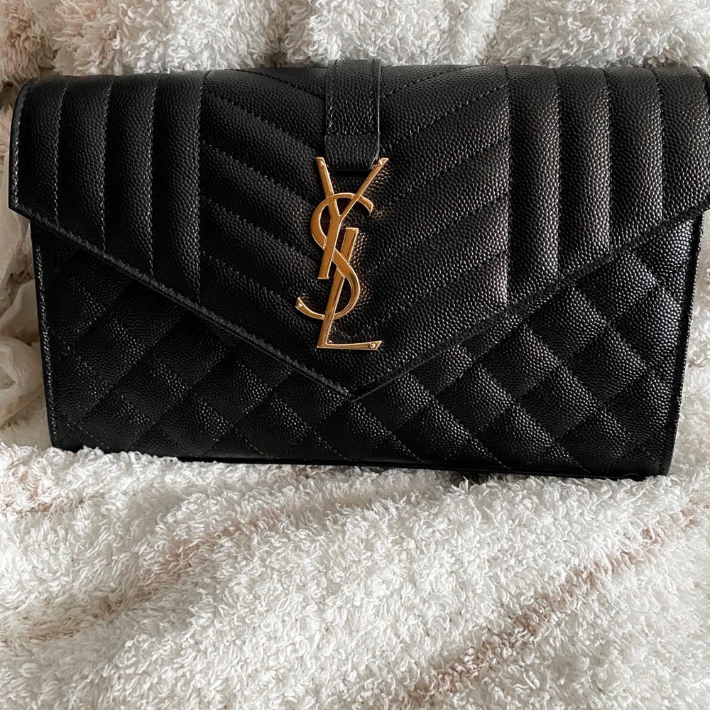 Envelope Monogram Matelassé Leather Wallet-On-Chain